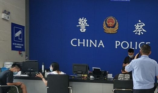 关于某人封号次数过多被国安局盯上这件事今天绝了 下午被叫去，说国安局的人找我，说我一堆封号记录，广东省厅的列为重点检查对象，怀疑我发了涉及政治的东西查了两小时后，发现全是因为色图被封的号，也没说啥了我回忆下重点问话内容一开始他们问：你知道自己干了什么，自己交代我：我真的不记得，关于什么的国安：关于qq的我：噢，那个啊，qq老是被封号，那肯定是我发穿着比较暴露的动漫女孩子图片国安：那是为什么你被封号的记录全是 色情、反动、暴力我：后面那两个可以删掉，我被封号全是因为色情 色情 色情国安：你发这些有什么动机什么目的我：因为她们很好看我很喜欢#资讯 #腾讯NMSL关于某人封号次数过多被国安局盯上这件事今天绝了 下午被叫去，说国安局的人找我，说我一堆封号记录，广东省厅的列为重点检查对象，怀疑我发了涉及政治的东西查了两小时后，发现全是因为色图被封的号，也没说啥了我回忆下重点问话内容一开始他们问：你知道自己干了什么，自己交代我：我真的不记得，关于什么的国安：关于qq的我：噢，那个啊，qq老是被封号，那肯定是我发穿着比较暴露的动漫女孩子图片国安：那是为什么你被封号的记录全是 色情、反动、暴力我：后面那两个可以删掉，我被封号全是因为色情 色情 色情国安：你发这些有什么动机什么目的我：因为她们很好看我很喜欢#资讯 #腾讯NMSL